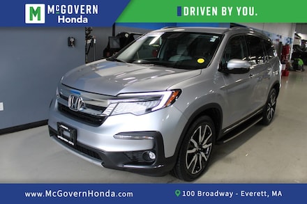 2022 Honda Pilot Touring 8 Passenger SUV