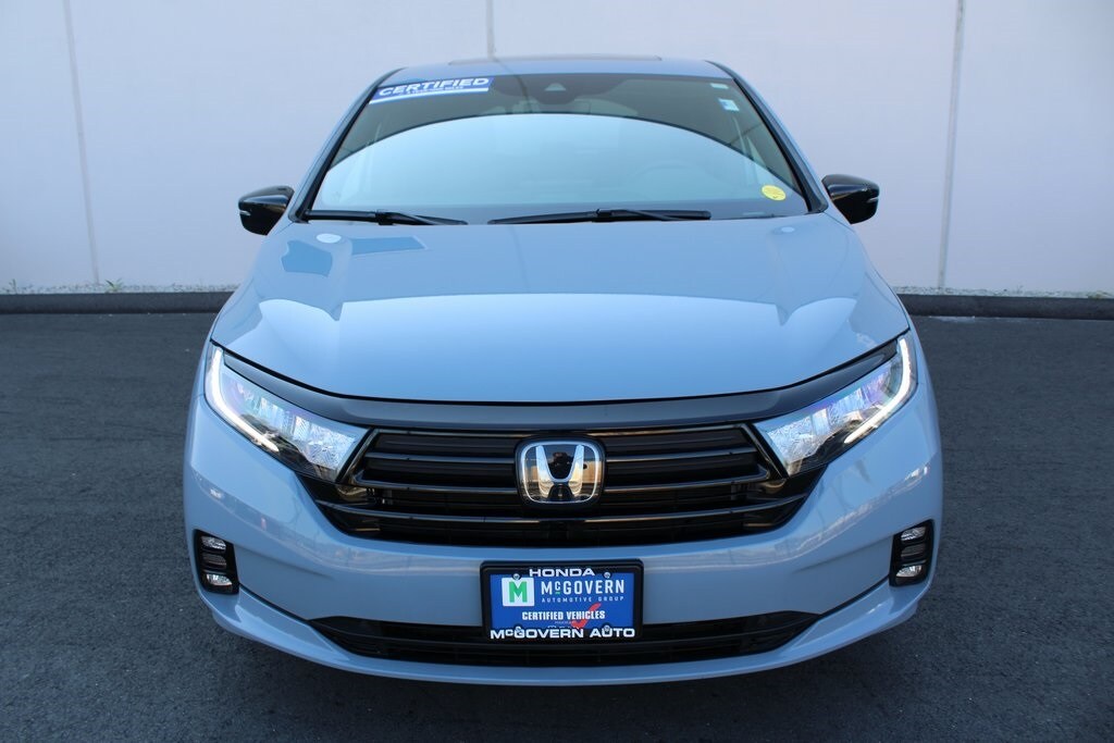 2024 Honda Odyssey Sport photo 3