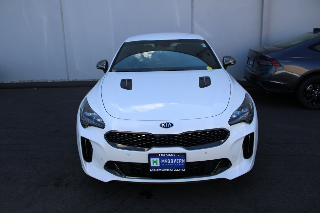 2018 Kia Stinger GT photo 3