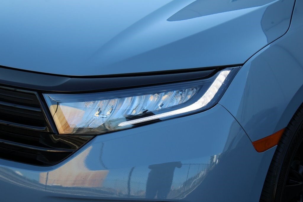 2024 Honda Odyssey Sport photo 2