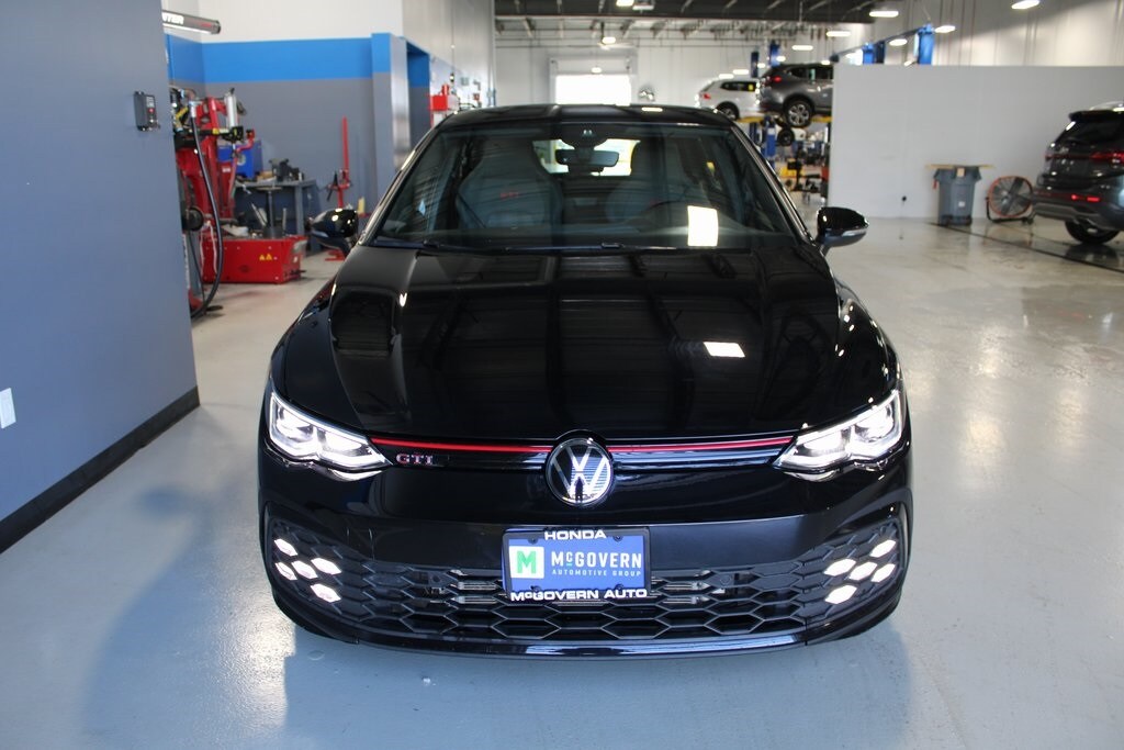 2024 Volkswagen Golf GTI S photo 3