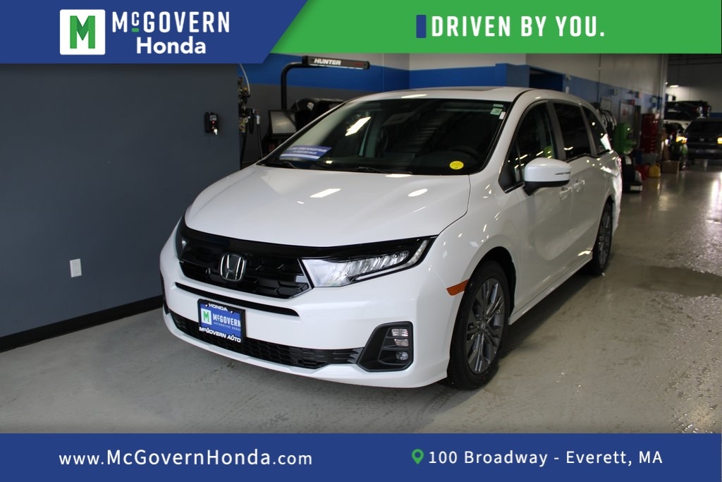 2026 Honda Odyssey Touring's photo