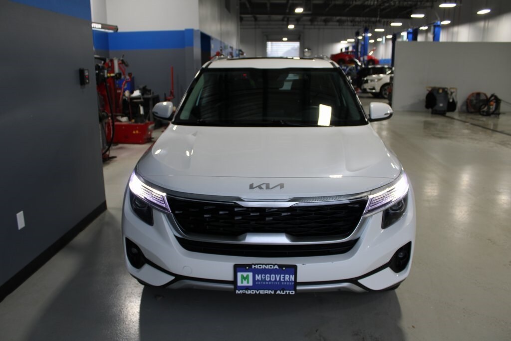 Used 2023 Kia Seltos EX SUV