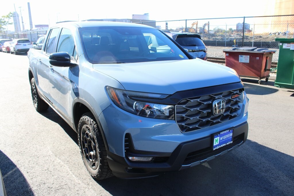 2026 Honda Ridgeline TrailSport photo 3