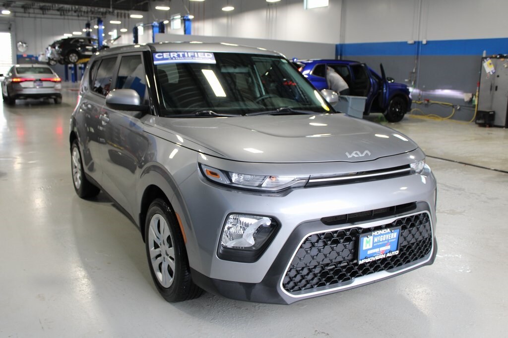 2022 Kia Soul LX photo 3