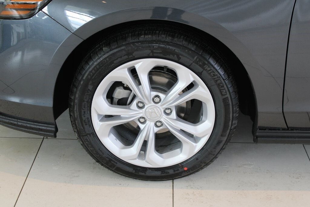 New 2025 Honda Accord LX Sedan