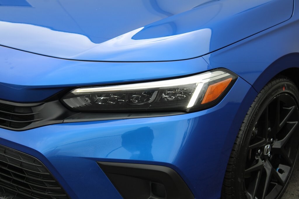2022 Honda Civic Sport photo 2