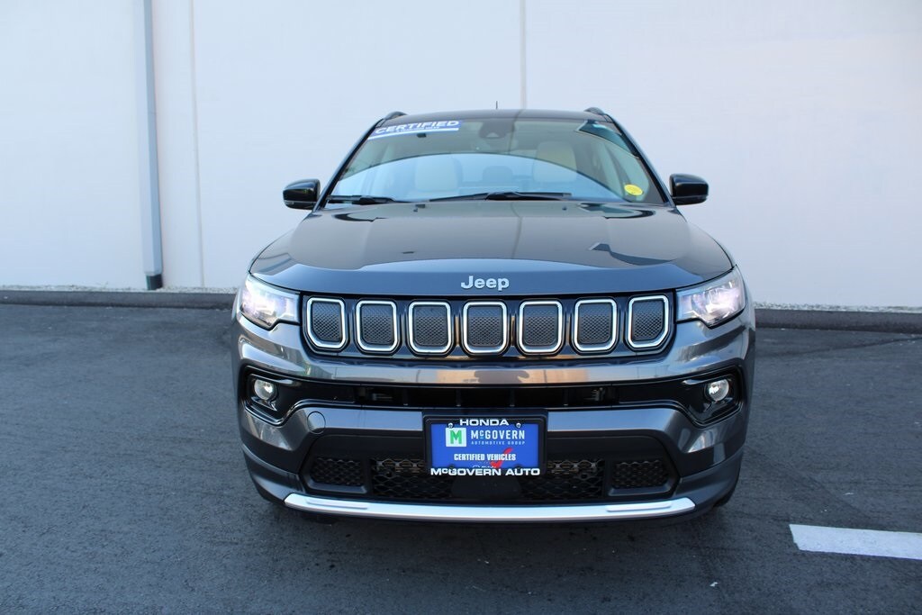 2022 Jeep Compass Limited photo 3
