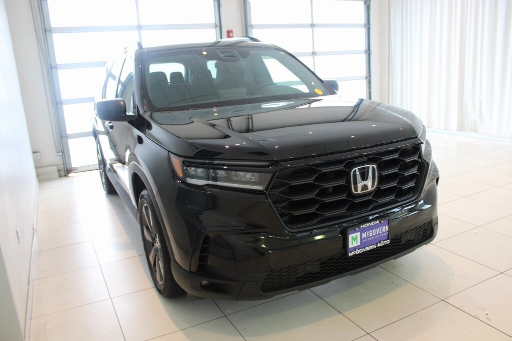 2025 Honda Pilot Sport photo 2