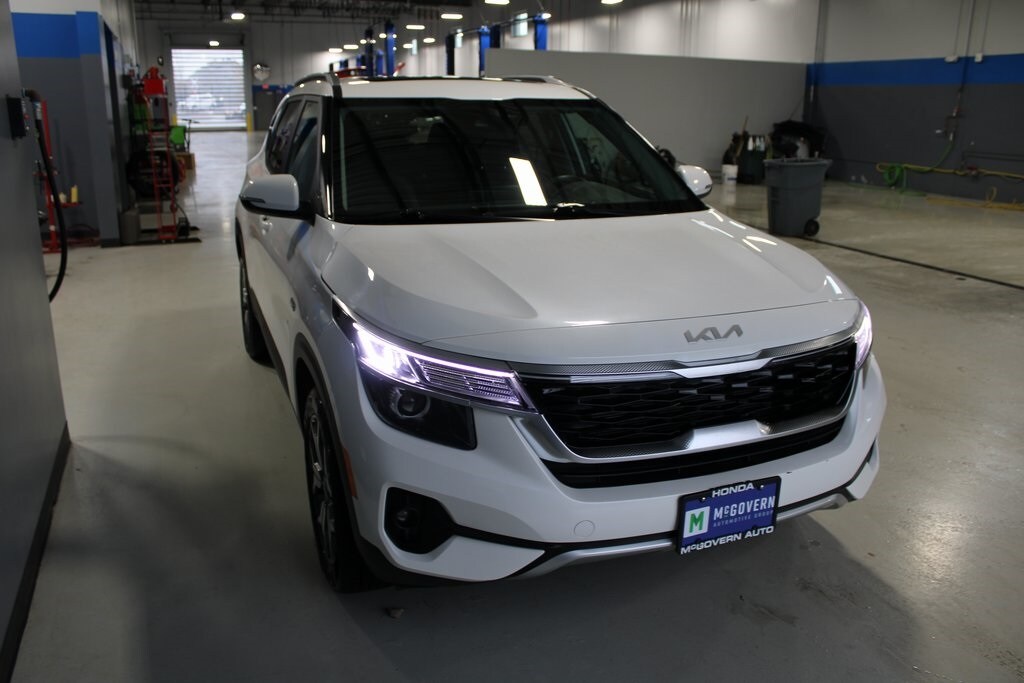 Used 2023 Kia Seltos EX SUV