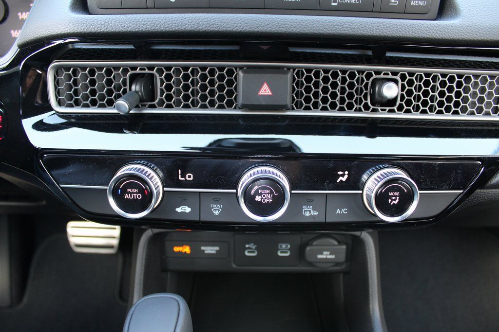 2026 Honda Civic Hatchback Sport - Photo 34