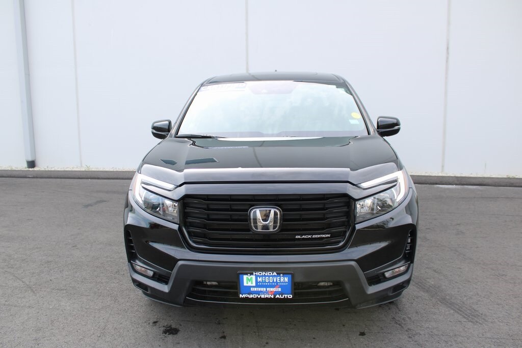2021 Honda Ridgeline Black Edition photo 3