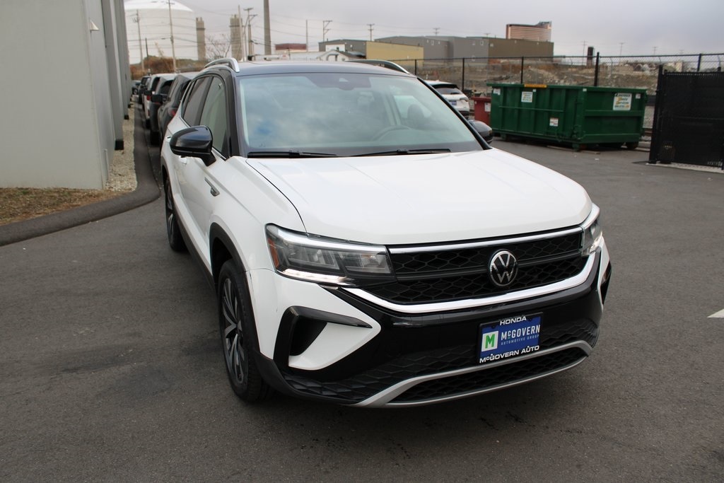 Used 2023 Volkswagen Taos 1.5T SE SUV