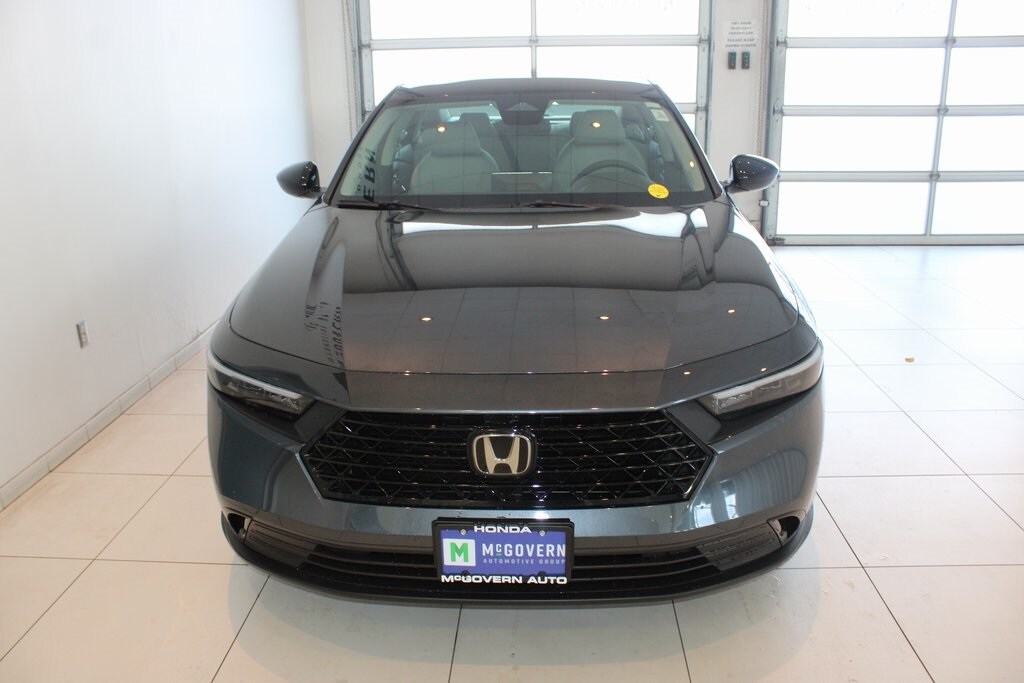 2025 Honda Accord SE photo 2