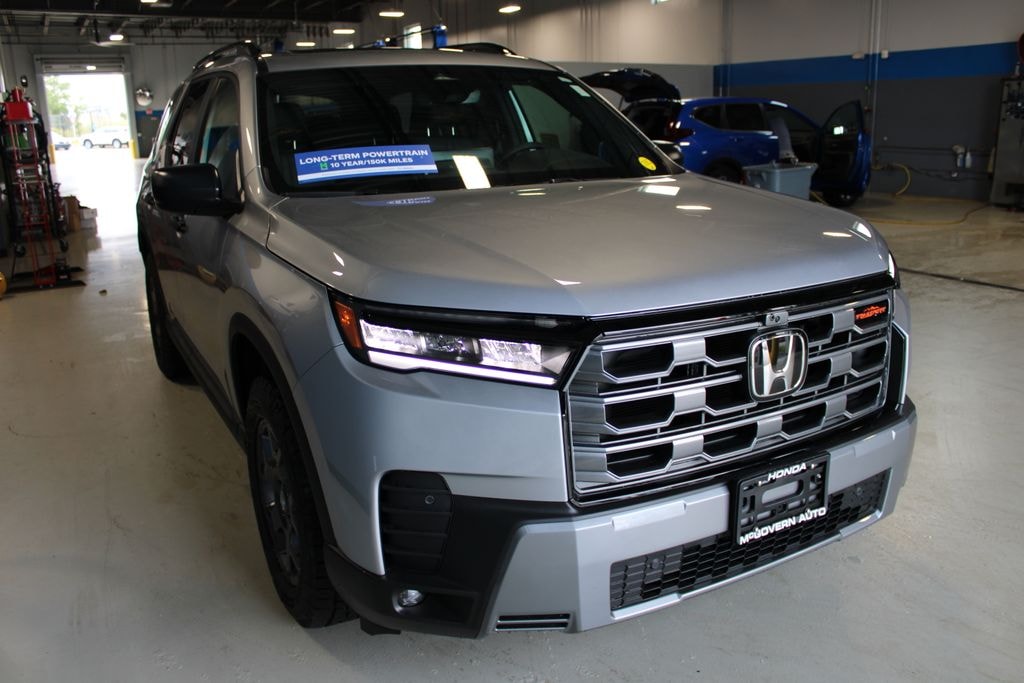 New 2026 Honda Pilot TrailSport SUV