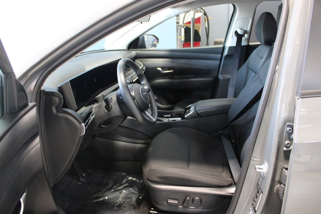 2025 Hyundai Tucson SEL - Photo 6
