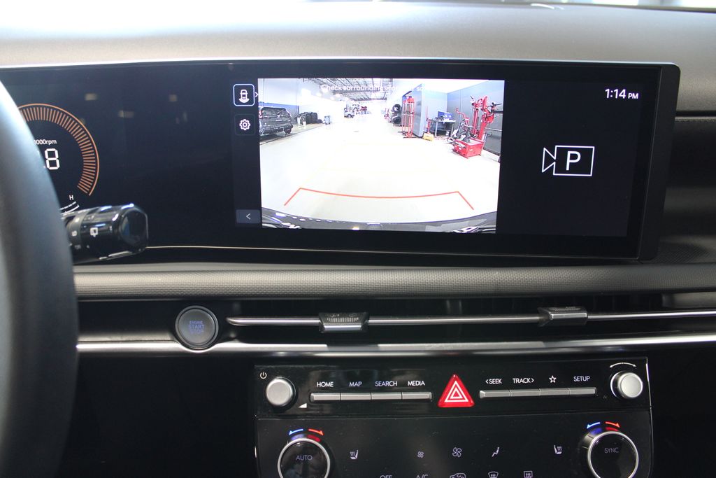 2025 Hyundai Tucson SEL - Photo 16
