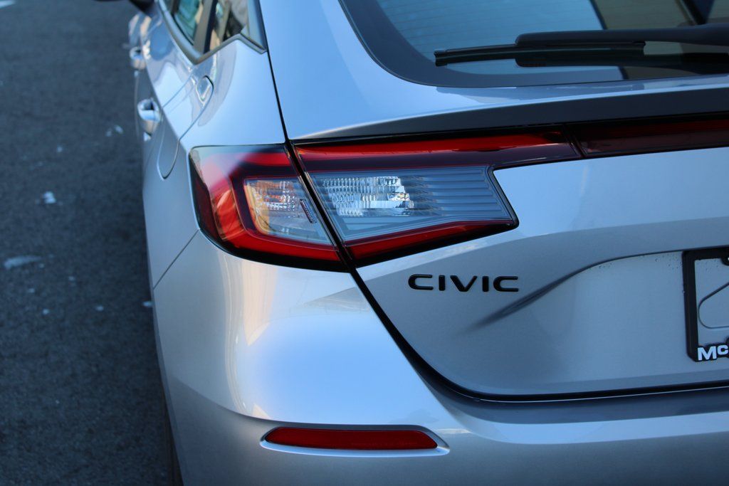 2026 Honda Civic Hatchback Sport - Photo 10
