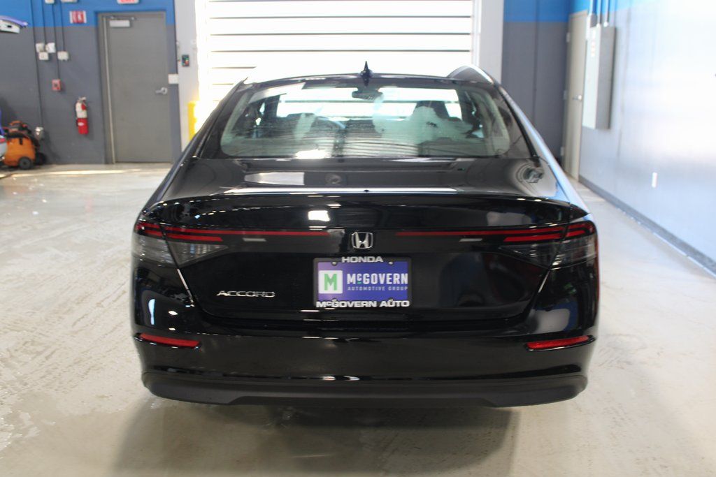 2026 Honda Accord SE - Photo 11