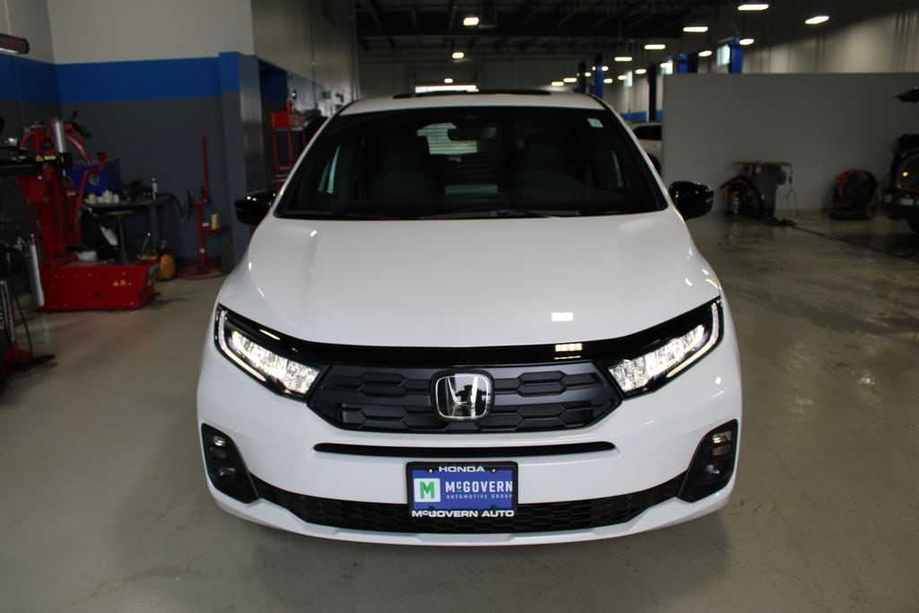 New 2026 Honda Odyssey Sport-L Van Passenger