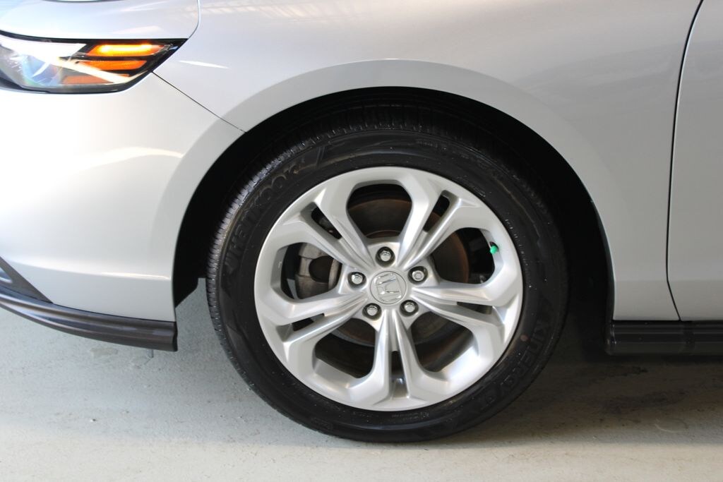 Used 2023 Honda Accord LX Sedan