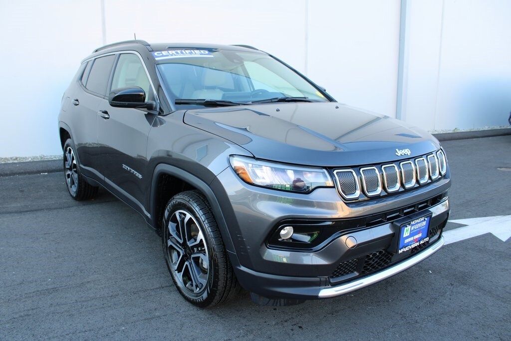 2022 Jeep Compass Limited photo 4