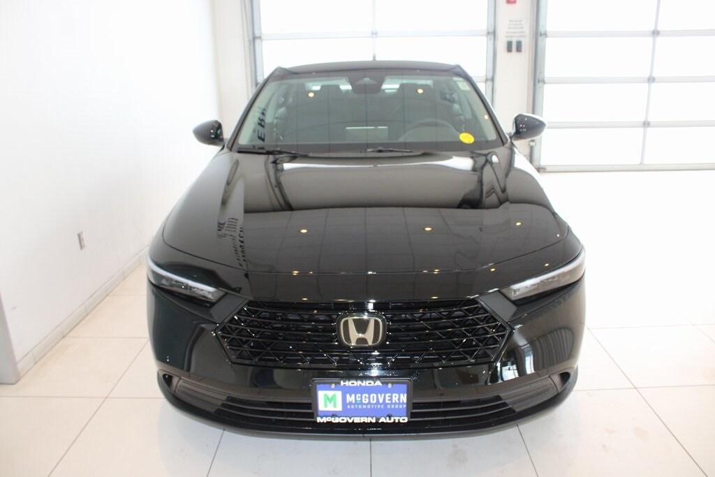 New 2025 Honda Accord LX Sedan