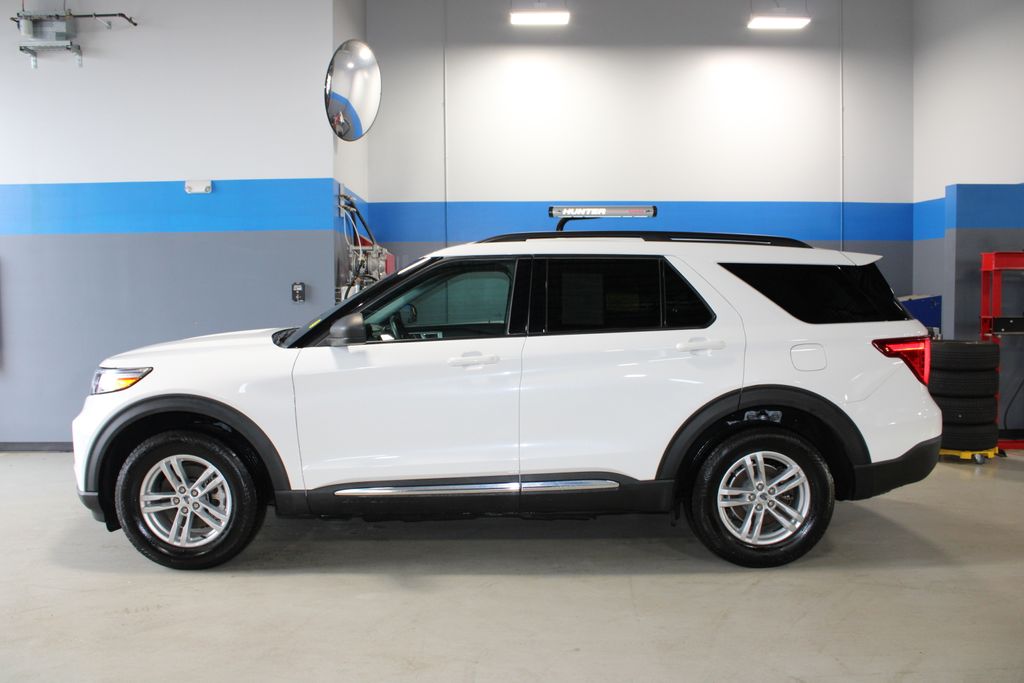 2022 Ford Explorer XLT - Photo 10