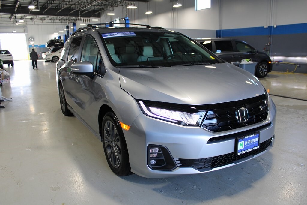 New 2026 Honda Odyssey Touring Van Passenger