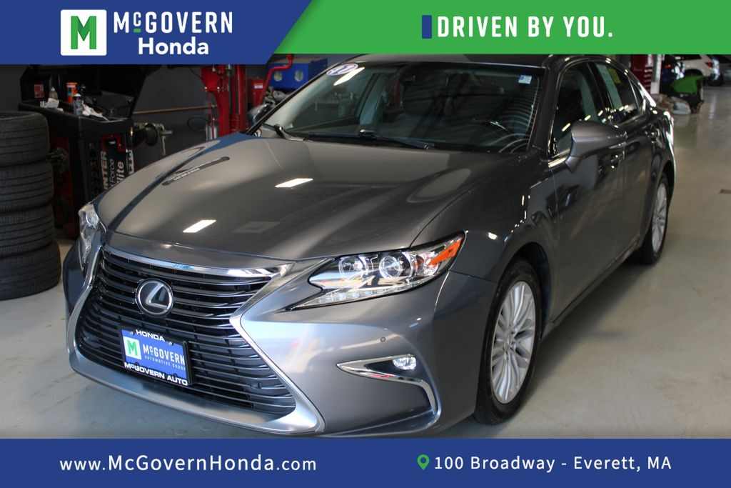 2017 Lexus ES 350 350's photo
