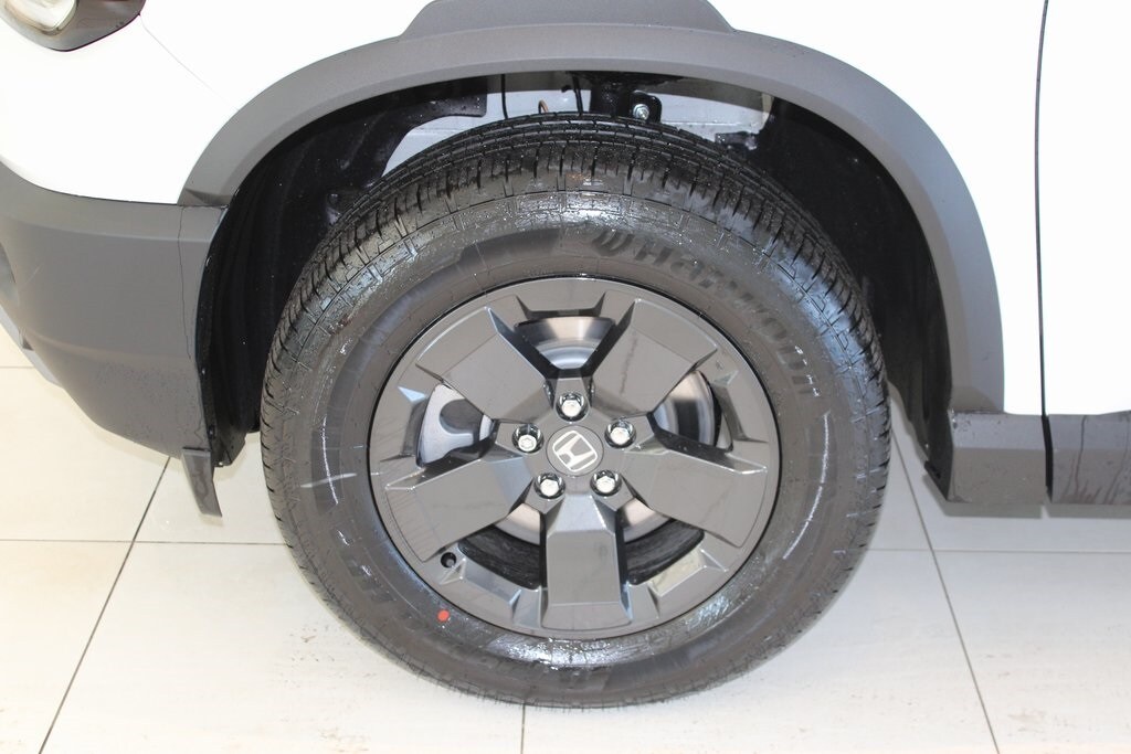 2026 Honda Passport photo 4