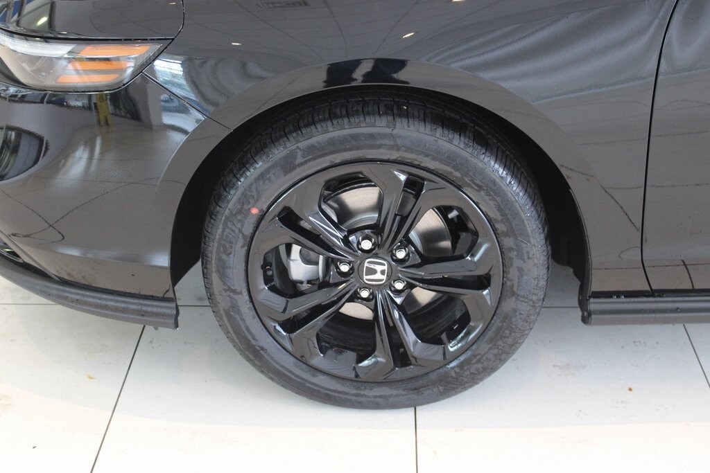 2025 Honda Accord SE photo 4