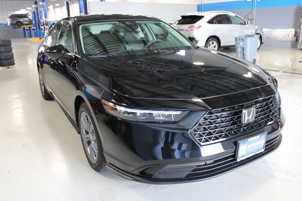 Used 2023 Honda Accord EX Sedan