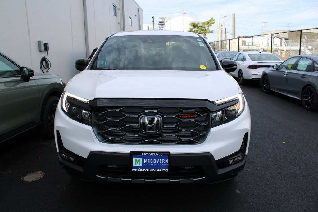 2026 Honda Ridgeline TrailSport photo 2
