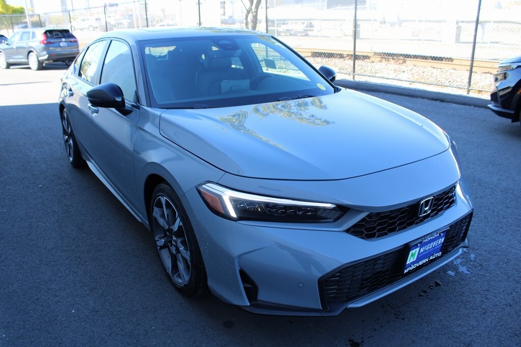 2026 Honda Civic Hybrid Sport Touring Hatchback photo 4