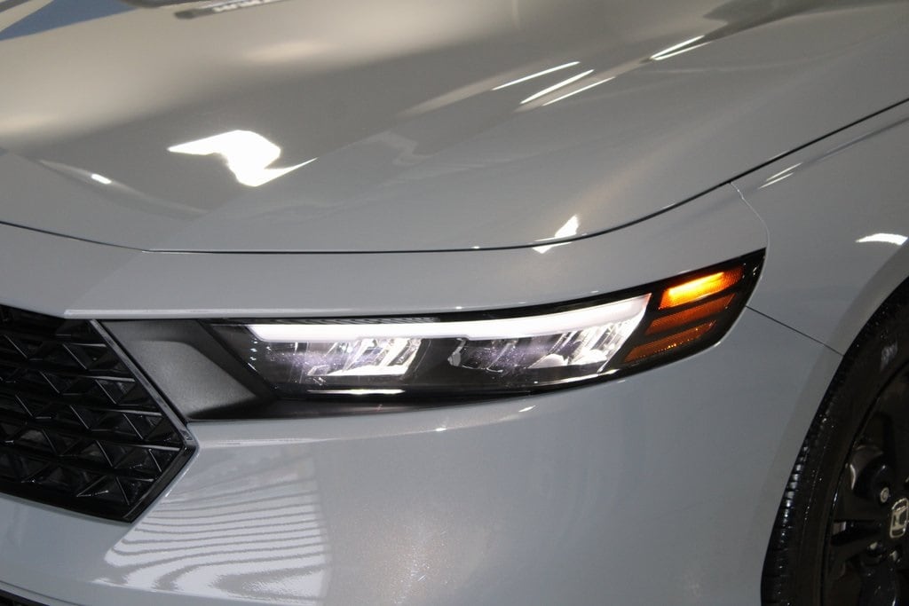 Used 2025 Honda Accord SE Sedan