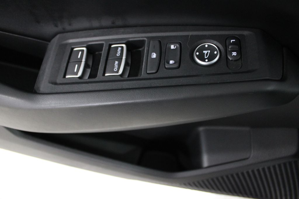 2023 Honda Accord EX - Photo 11