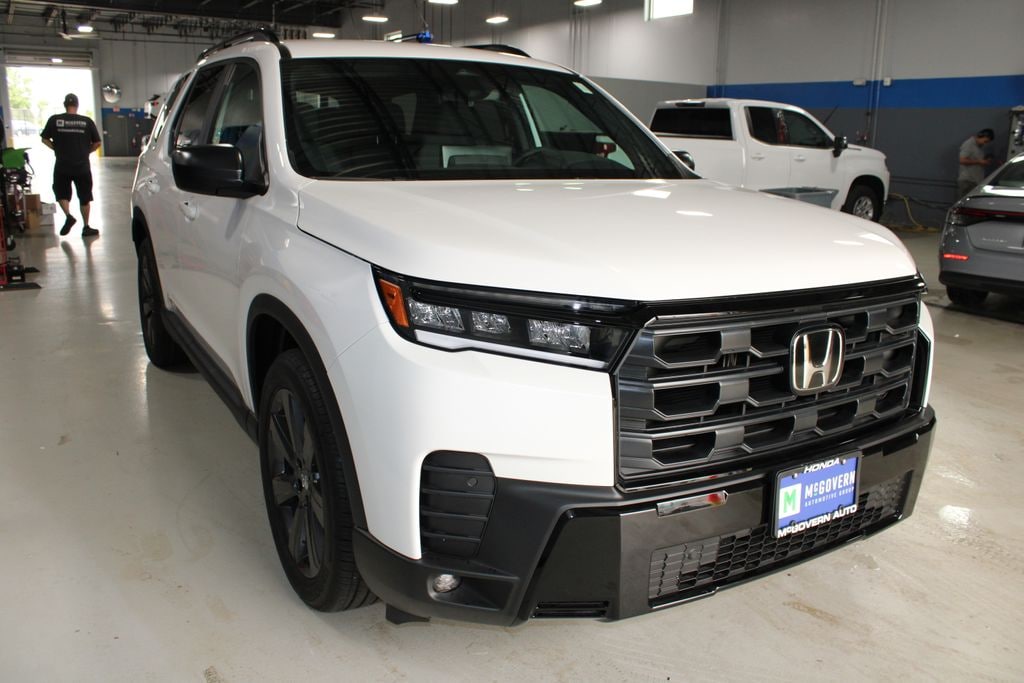 New 2026 Honda Pilot Sport SUV