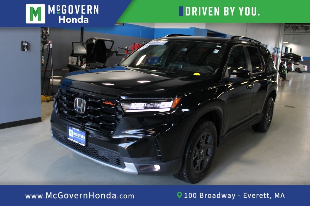 Used 2023 Honda Pilot TrailSport SUV