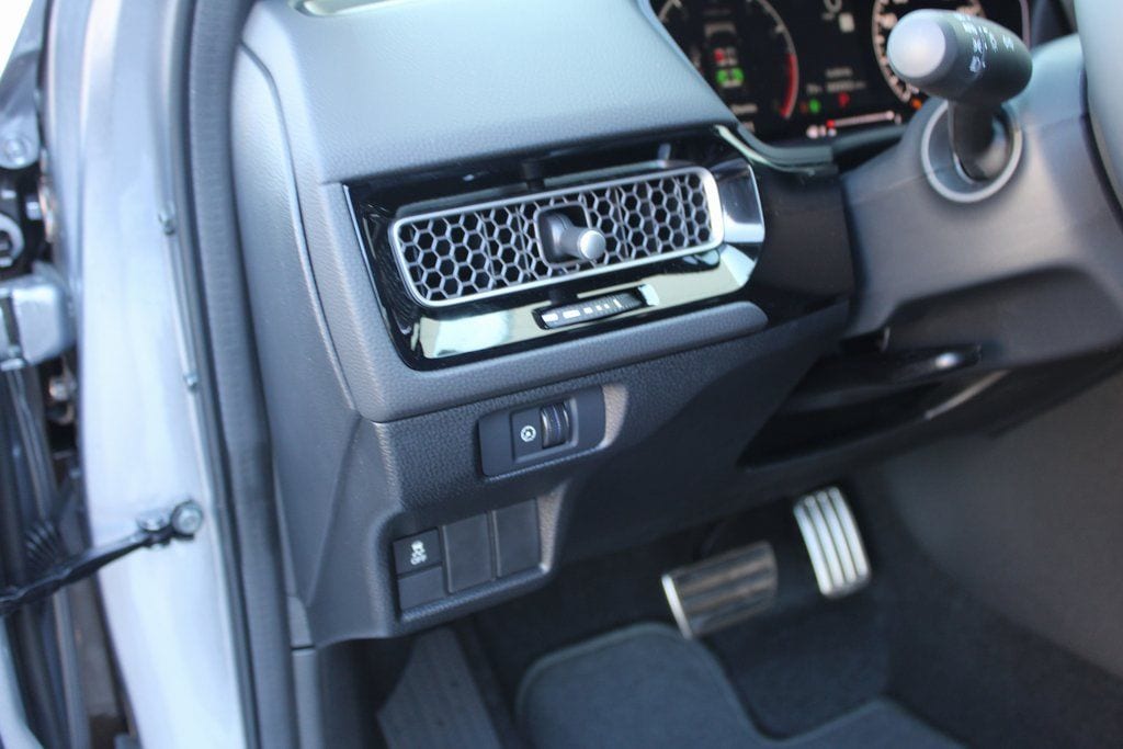 2026 Honda Civic Hatchback Sport - Photo 21