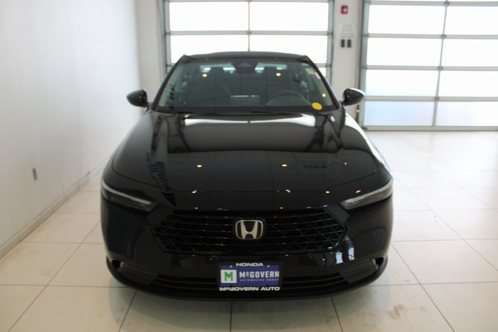 2025 Honda Accord SE photo 2
