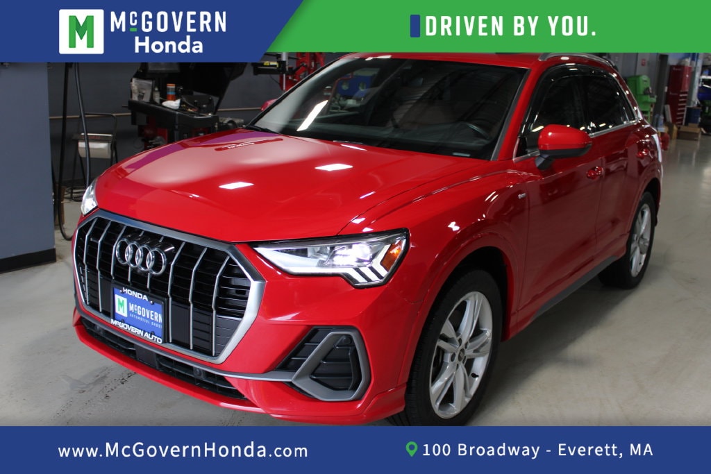 2022 Audi Q3