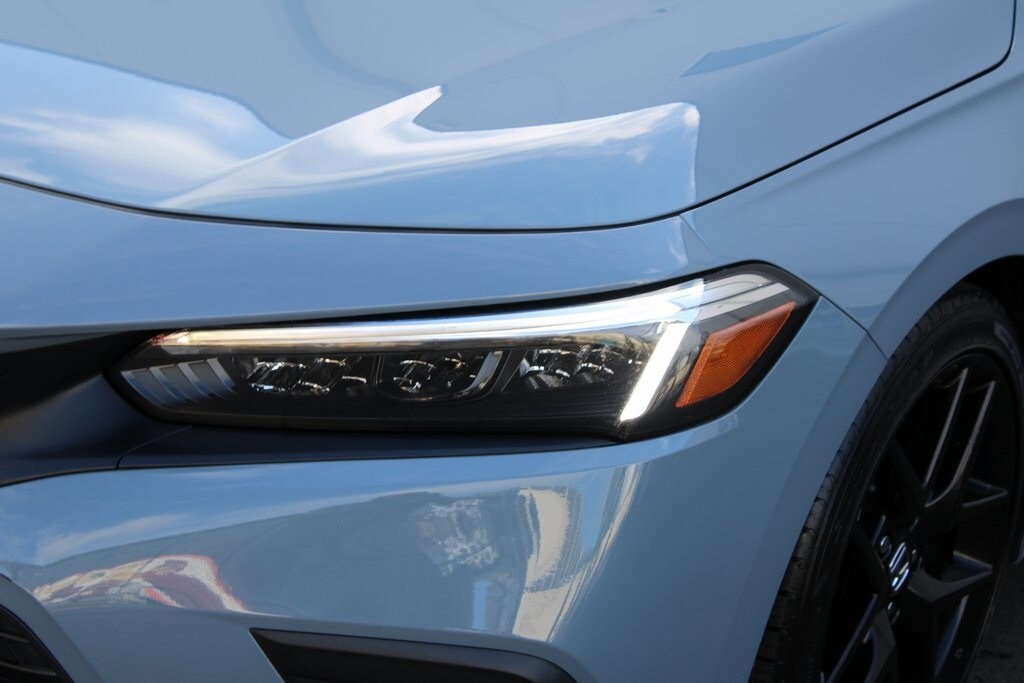 2022 Honda Civic Sport photo 2