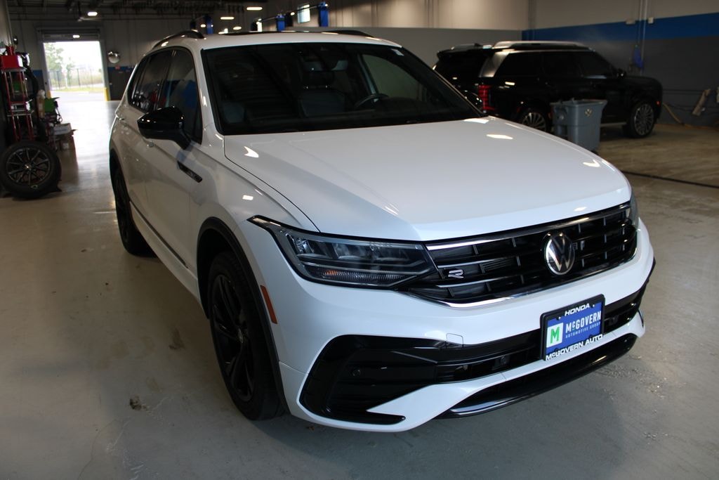Used 2024 Volkswagen Tiguan 2.0T SE R-Line Black SUV