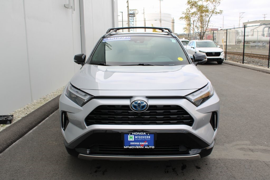 2024 Toyota RAV4 Hybrid XSE photo 2