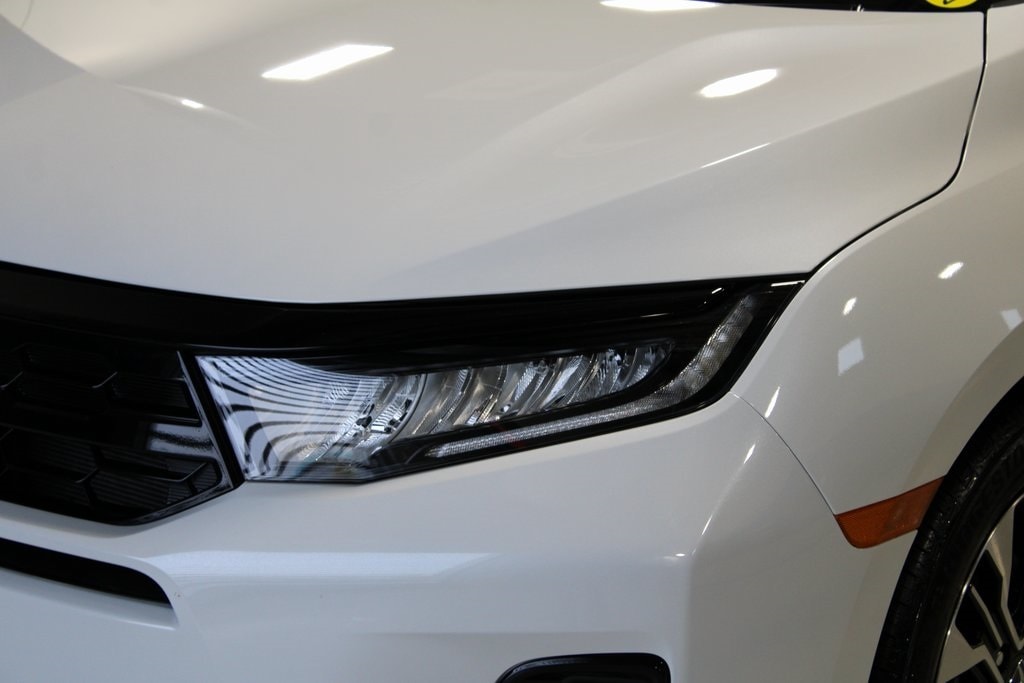 Used 2025 Honda Odyssey Elite Van