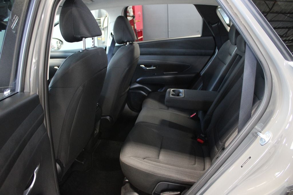 2025 Hyundai Tucson SEL - Photo 11