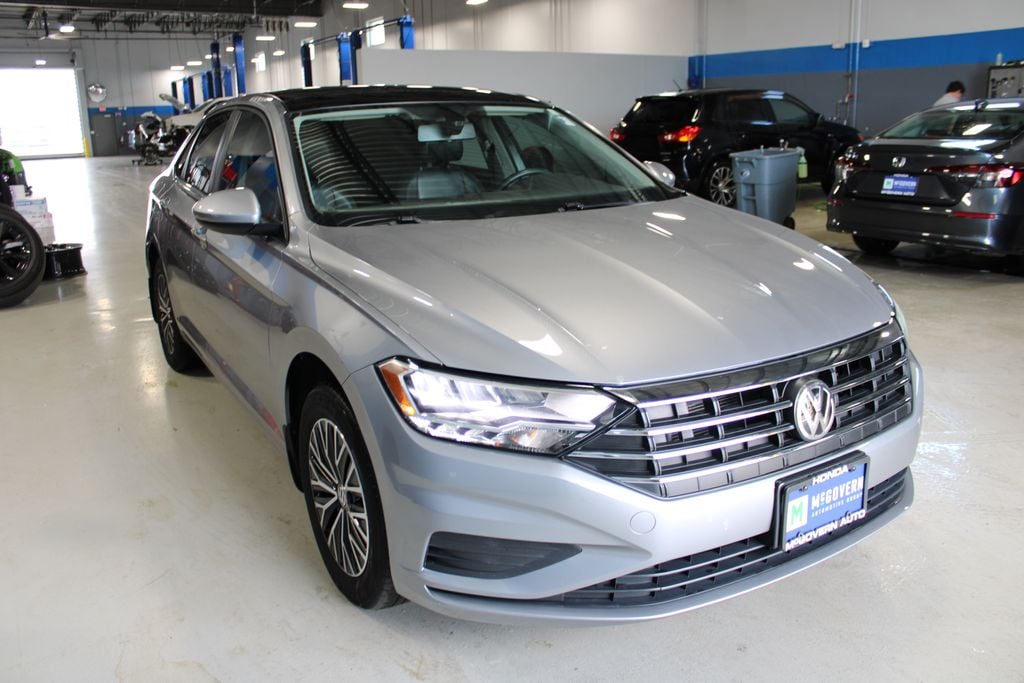 Used 2020 Volkswagen Jetta 1.4T SE Sedan