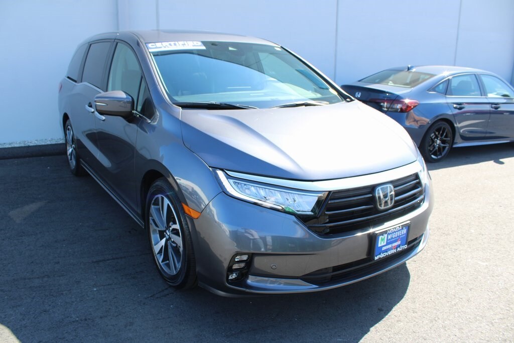 2023 Honda Odyssey Touring photo 4