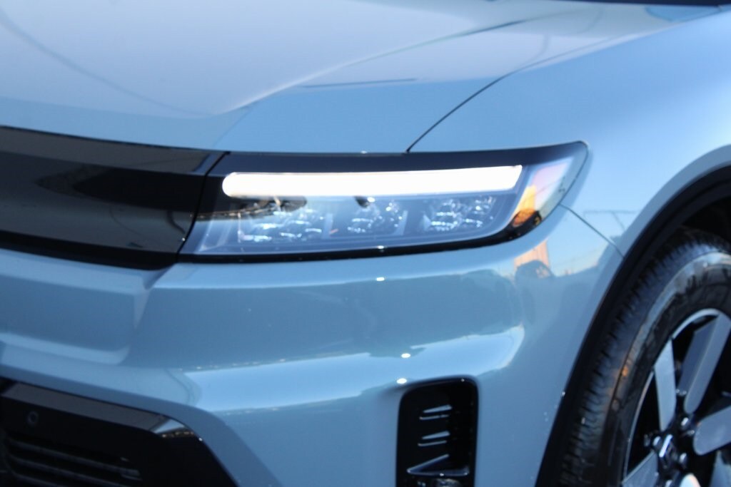 2026 Honda Prologue Touring photo 2